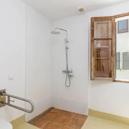 Urban - Juvenil - Youth Hostel